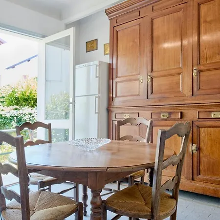 Guestready - House With Garden *