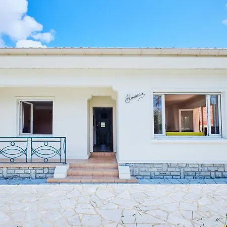 Guestready - House With Garden Casa vacanze